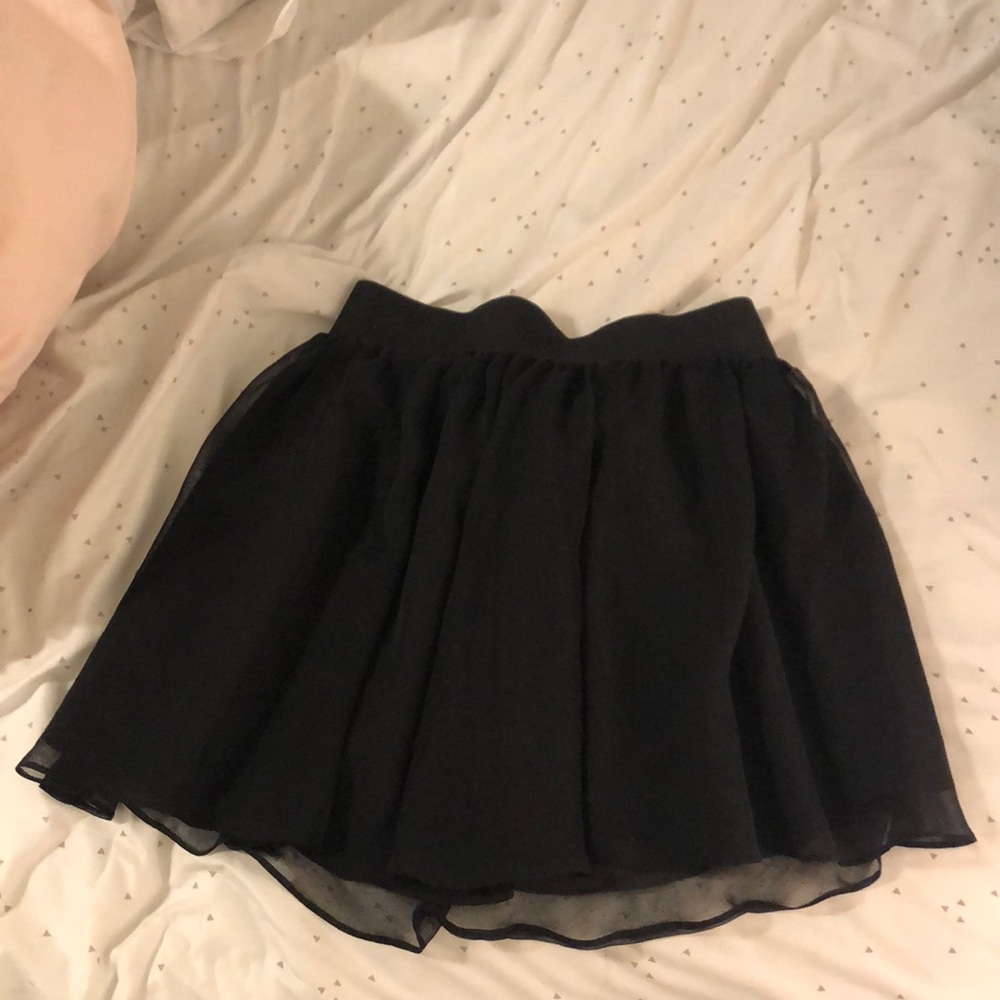 Black H&M skirt